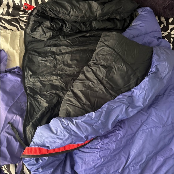 REI, down sleeping bag, purple/blk, xlnt - Picture 2 of 9